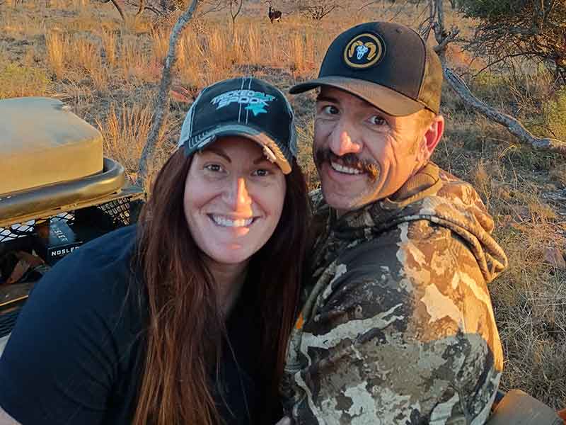 STUART DILL COUPLES HUNTING